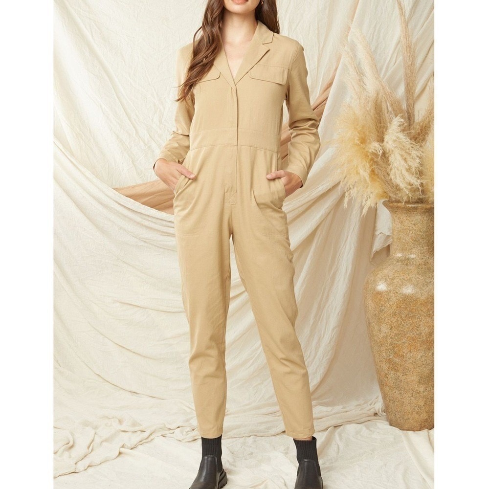 Entro Jumpsuit Women's Small Sand Tan Utility Jumpsuit Pockets Snap Button NWT